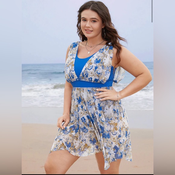 BoomChic NWT  Graphic Patchwork Sculpt Waist Hanky Hem Swim Dress Size 18-20 - Picture 4 of 16